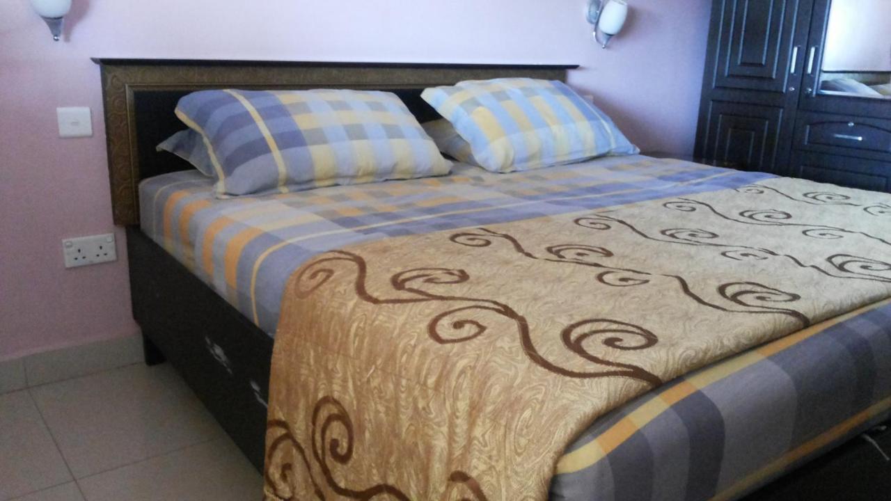 Palema Crown Hotel Gulu Esterno foto