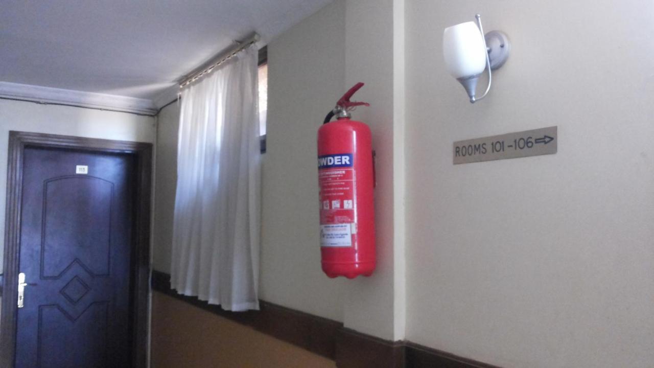 Palema Crown Hotel Gulu Esterno foto